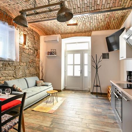 Apartment Rosenberger, Opatija Center With Parking Екстер'єр фото