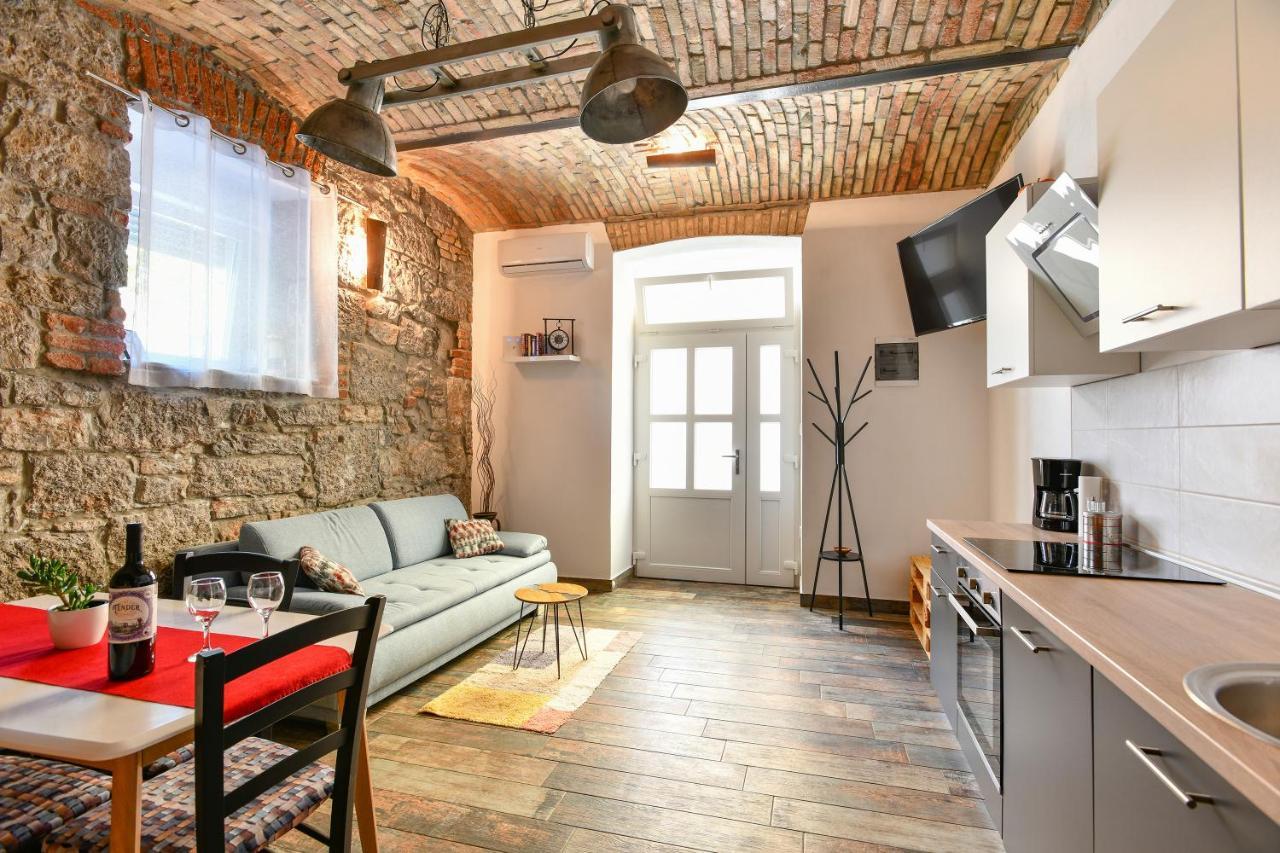 Apartment Rosenberger, Opatija Center With Parking Екстер'єр фото